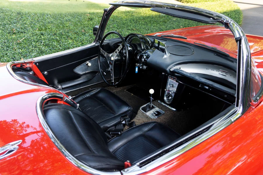 1961 Chevrolet Corvette C1 - Image 13 of 13