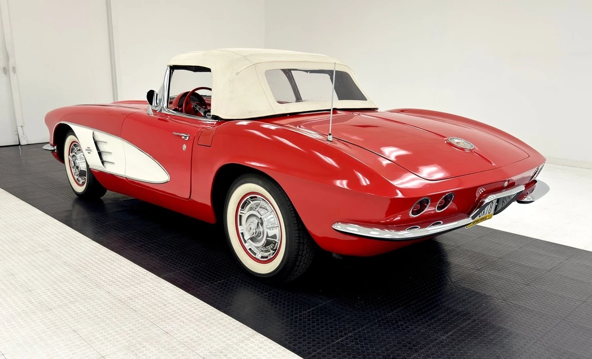 1961 Chevrolet Corvette C1 - Image 5 of 31