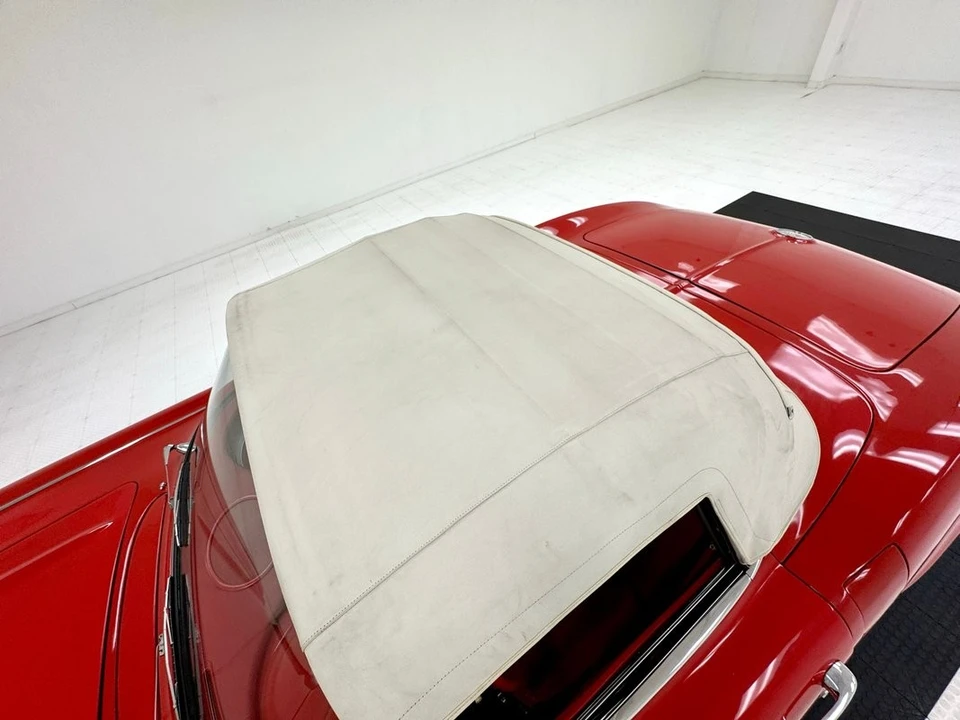 1961 Chevrolet Corvette C1 - Image 17 of 31