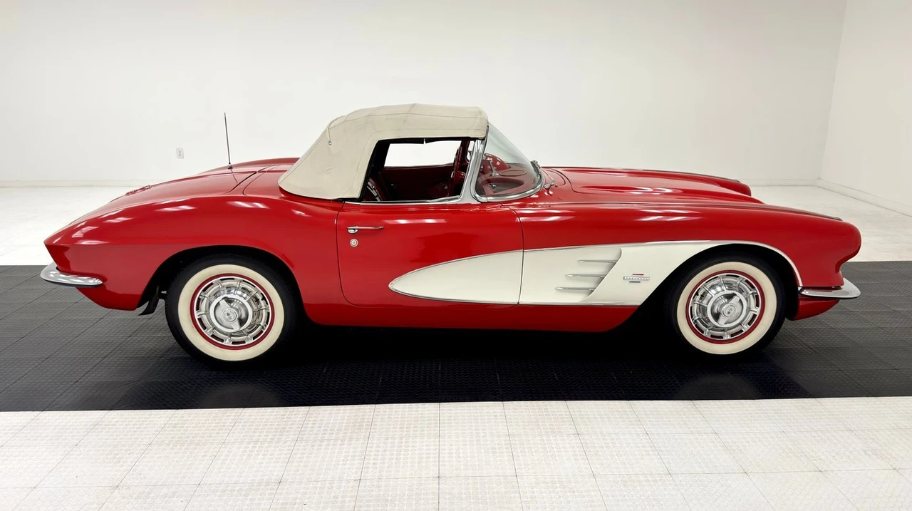 1961 Chevrolet Corvette C1 - Image 9 of 12