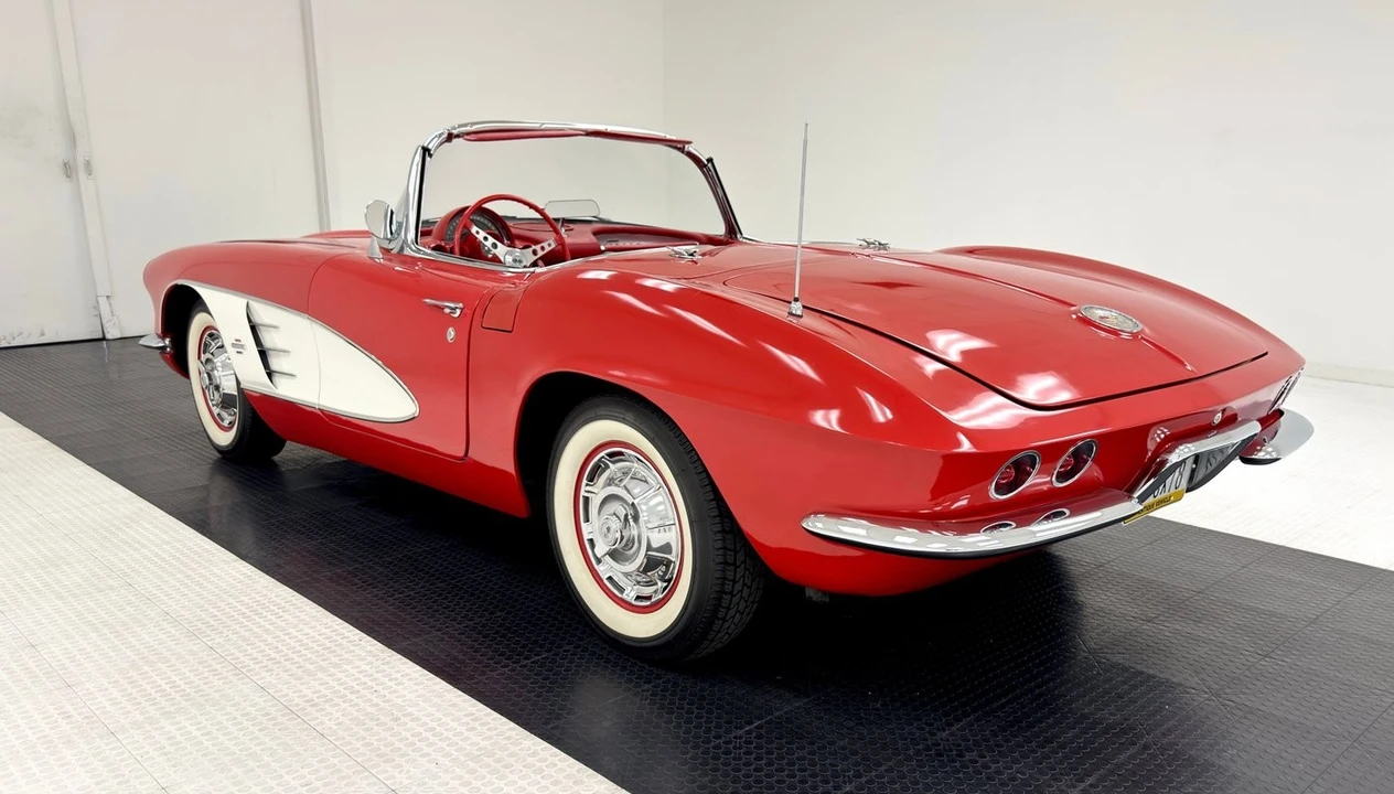 1961 Chevrolet Corvette C1 - Image 6 of 31
