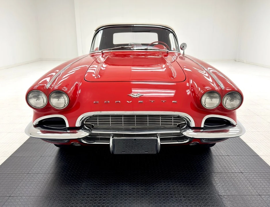 1961 Chevrolet Corvette C1 - Image 11 of 12