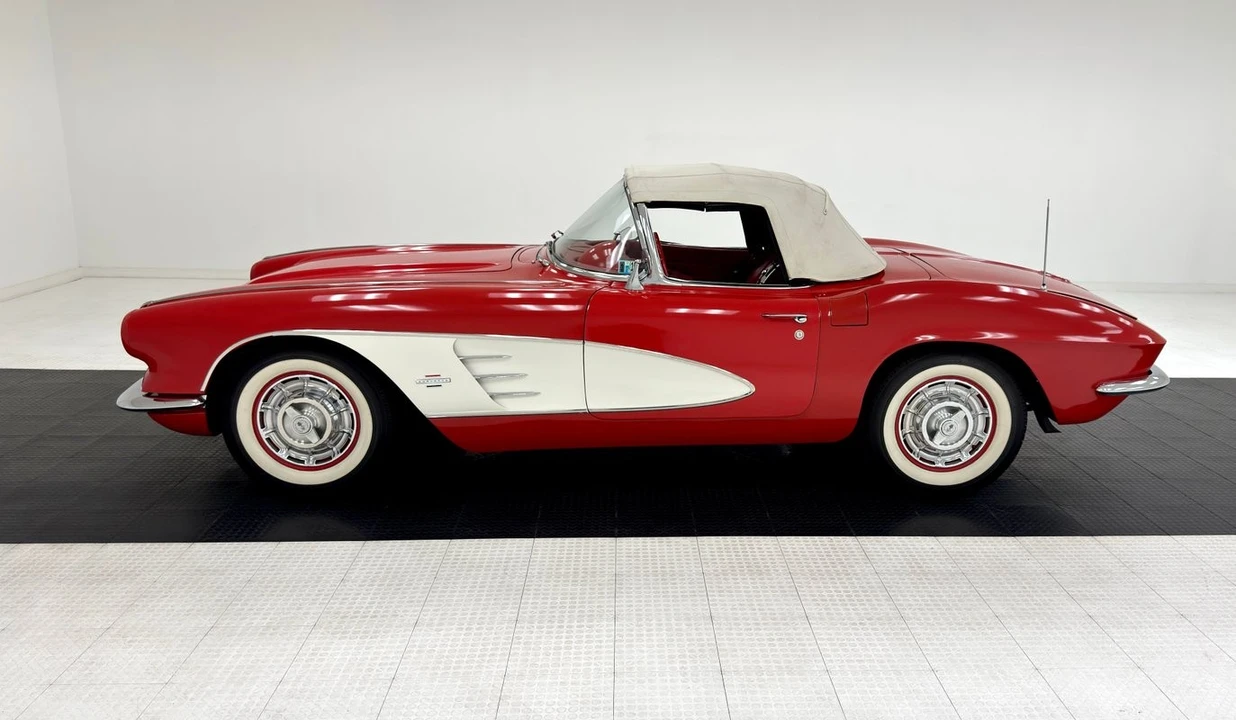 1961 Chevrolet Corvette C1 - Image 3 of 31