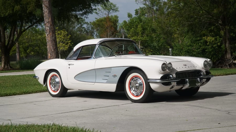 1961 Chevrolet Corvette C1 - Image 14 of 23