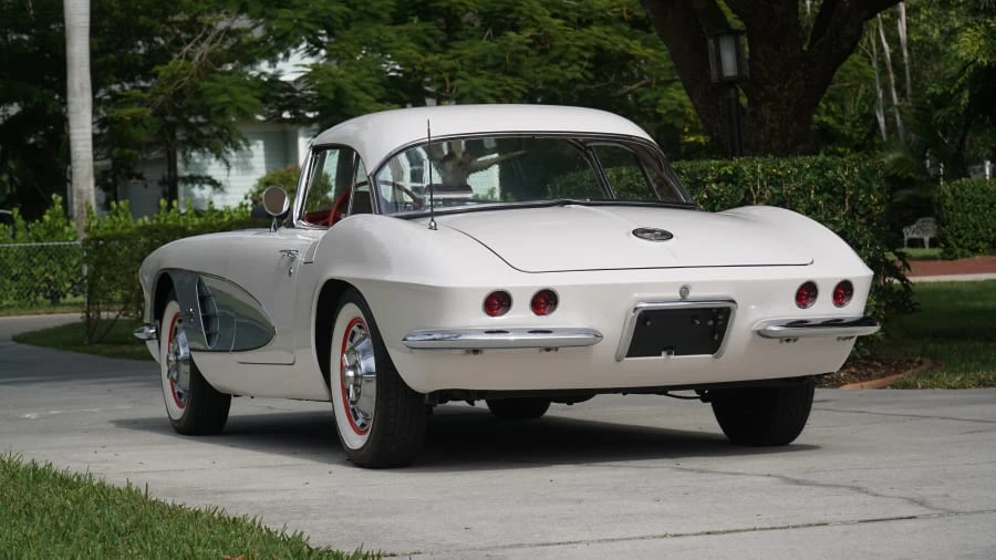1961 Chevrolet Corvette C1 - Image 12 of 23