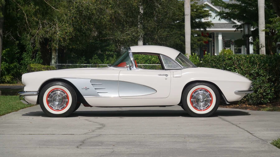 1961 Chevrolet Corvette C1 - Image 19 of 23