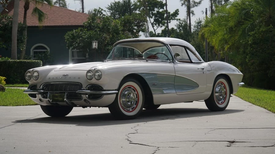 1961 Chevrolet Corvette C1 - Image 15 of 23