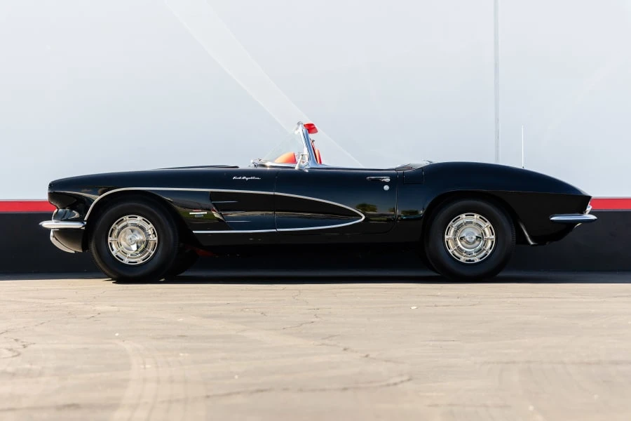 1961 Chevrolet Corvette C1 - Image 2 of 29