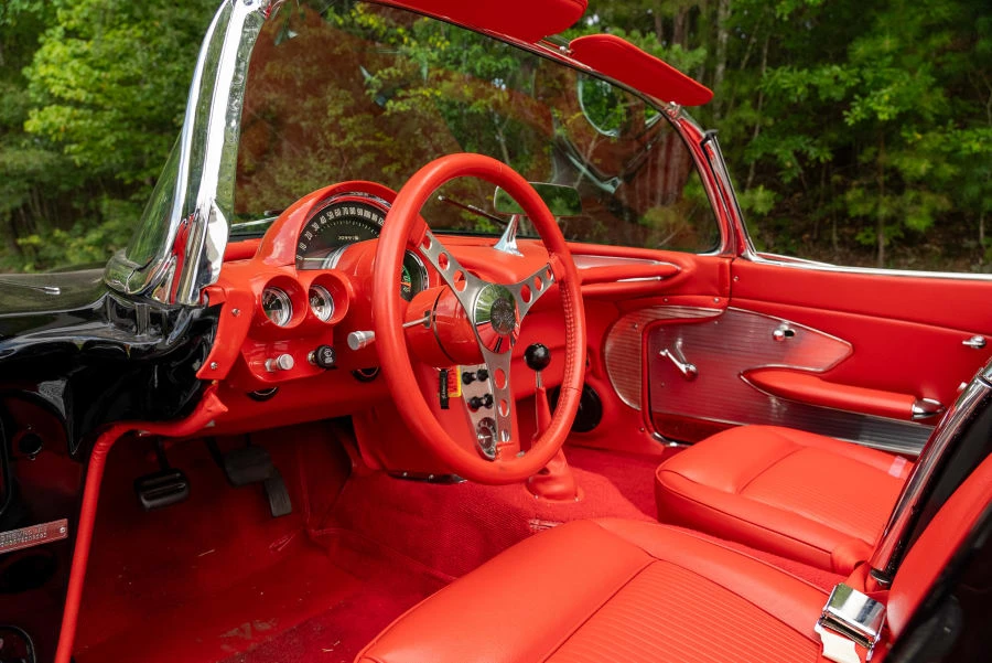 1961 Chevrolet Corvette C1 - Image 30 of 31
