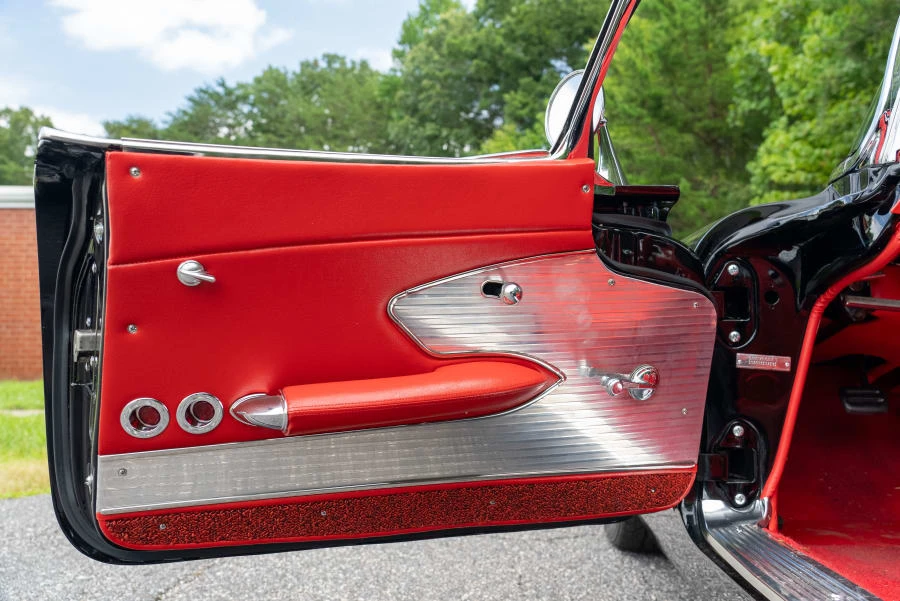 1961 Chevrolet Corvette C1 - Image 31 of 31