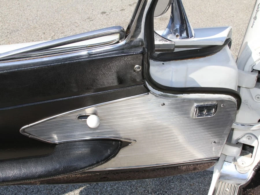 1961 Chevrolet Corvette C1 - Image 5 of 8
