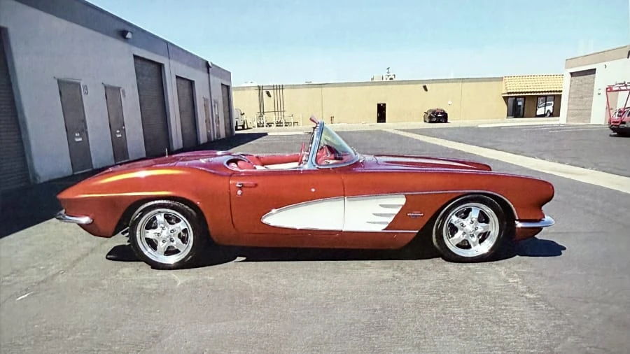 1961 Chevrolet Corvette C1 - Image 2 of 15