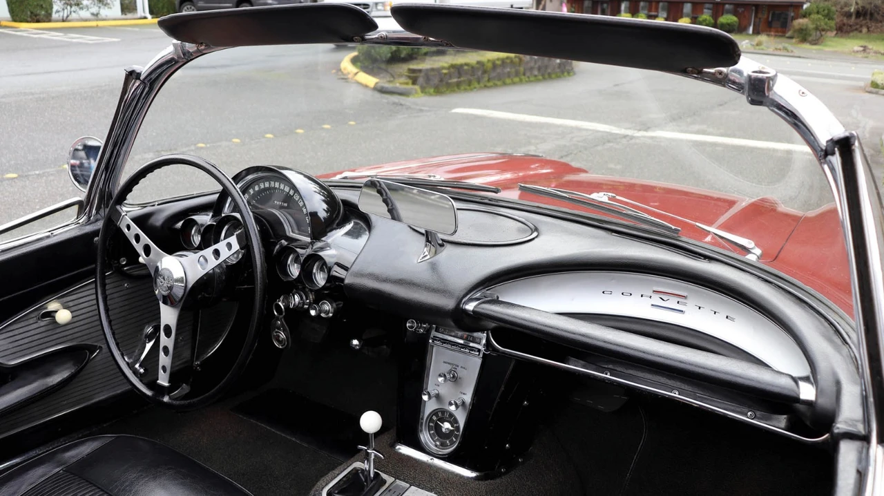 1961 Chevrolet Corvette C1 - Image 9 of 19