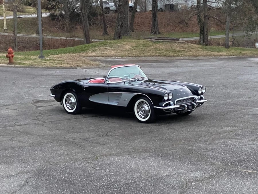 1961 Chevrolet Corvette C1 - Image 10 of 10