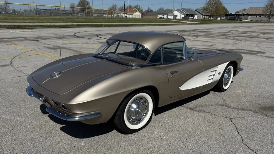 1961 Chevrolet Corvette C1 - Image 2 of 22
