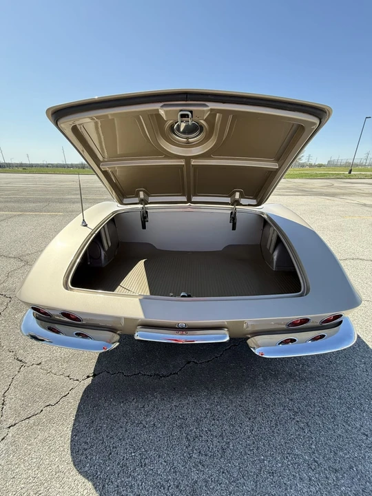 1961 Chevrolet Corvette C1 - Image 20 of 22