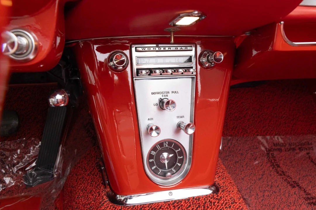 1961 Chevrolet Corvette C1 - Image 24 of 31