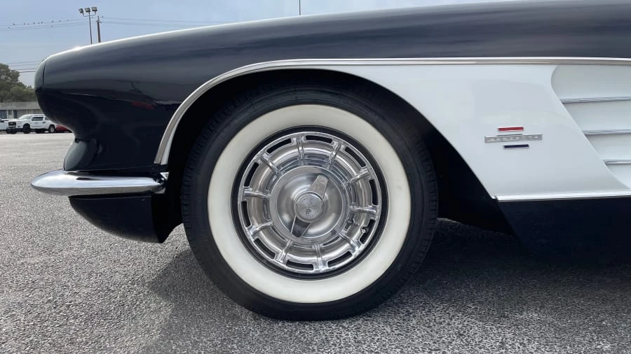 1961 Chevrolet Corvette C1 - Image 9 of 9