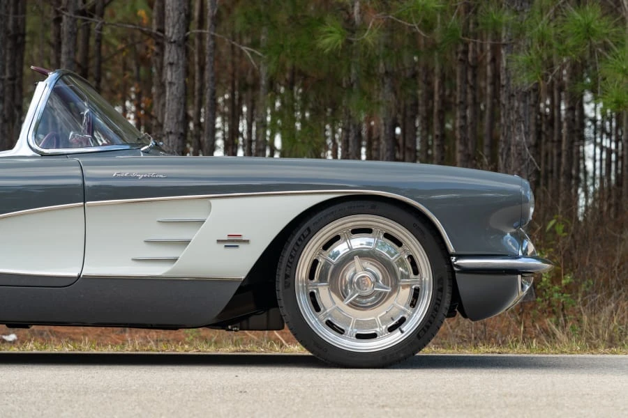 1961 Chevrolet Corvette C1 - Image 14 of 31