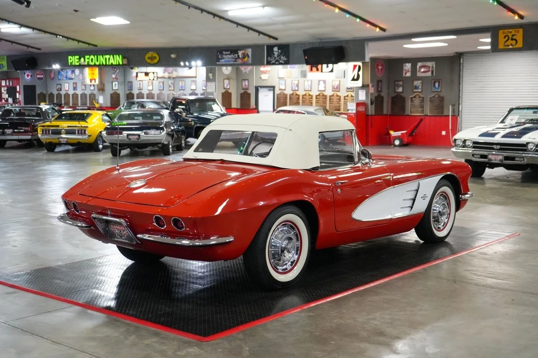 1961 Chevrolet Corvette C1 - Image 6 of 31