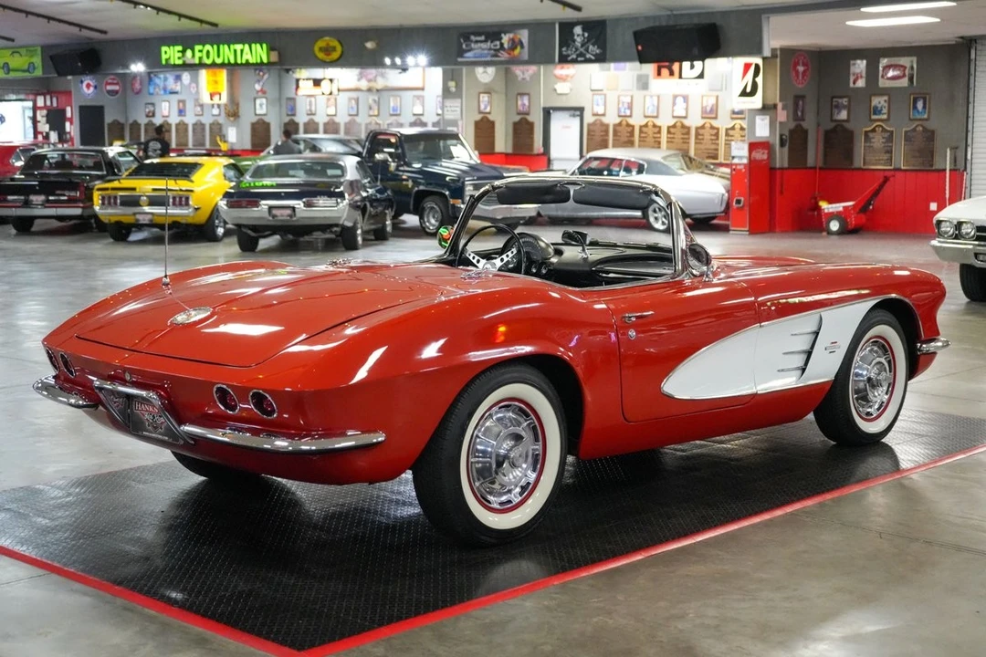 1961 Chevrolet Corvette C1 - Image 31 of 31