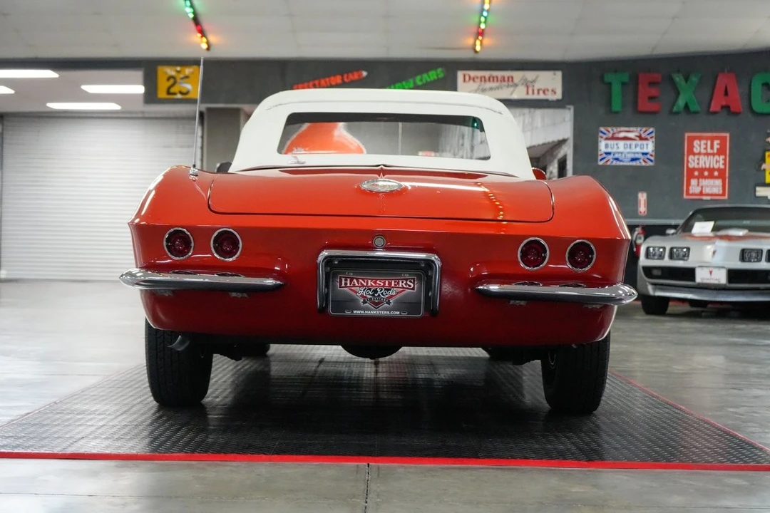 1961 Chevrolet Corvette C1 - Image 14 of 31