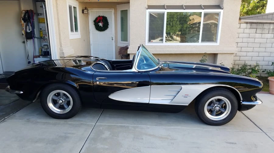 1961 Chevrolet Corvette C1 - Image 2 of 10