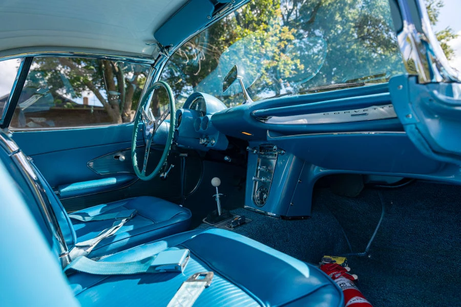 1961 Chevrolet Corvette C1 - Image 25 of 31