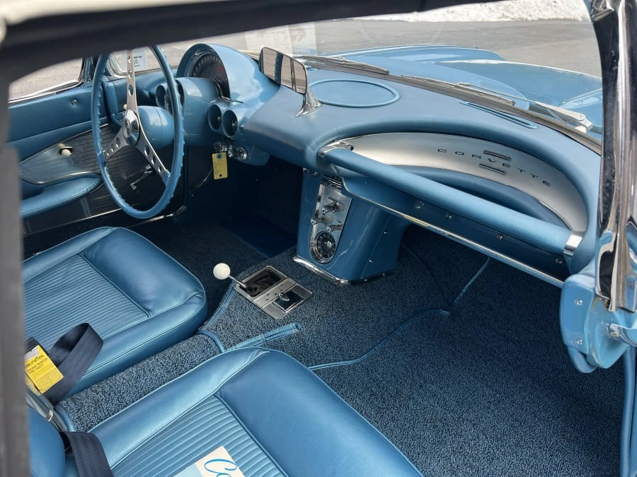 1961 Chevrolet Corvette C1 - Image 15 of 21
