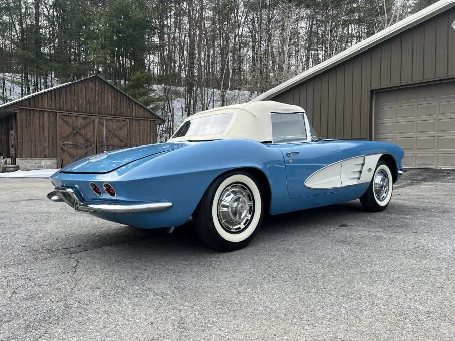1961 Chevrolet Corvette C1 - Image 3 of 21