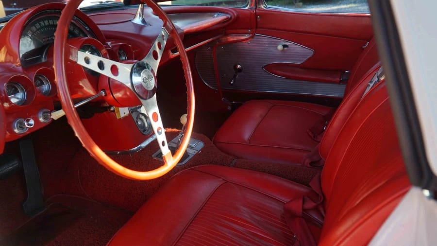 1961 Chevrolet Corvette C1 - Image 12 of 13