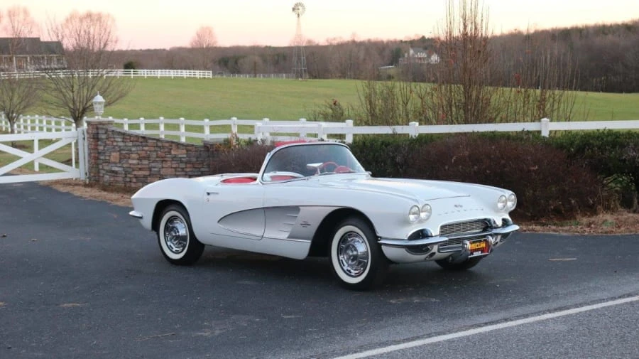 1961 Chevrolet Corvette C1 - Image 12 of 12