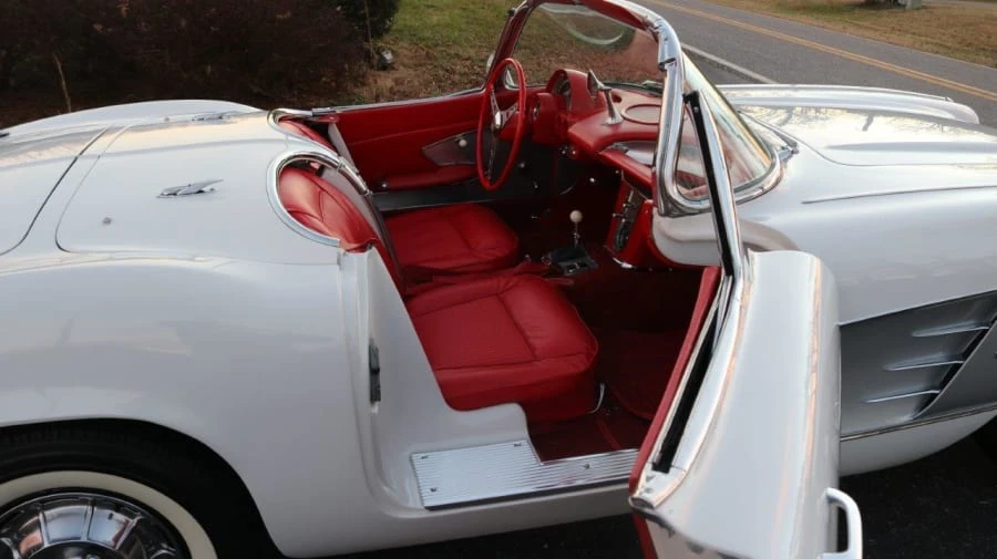 1961 Chevrolet Corvette C1 - Image 5 of 12