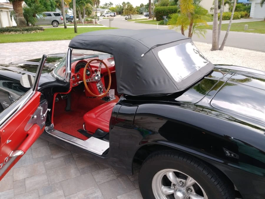 1961 Chevrolet Corvette C1 - Image 3 of 12
