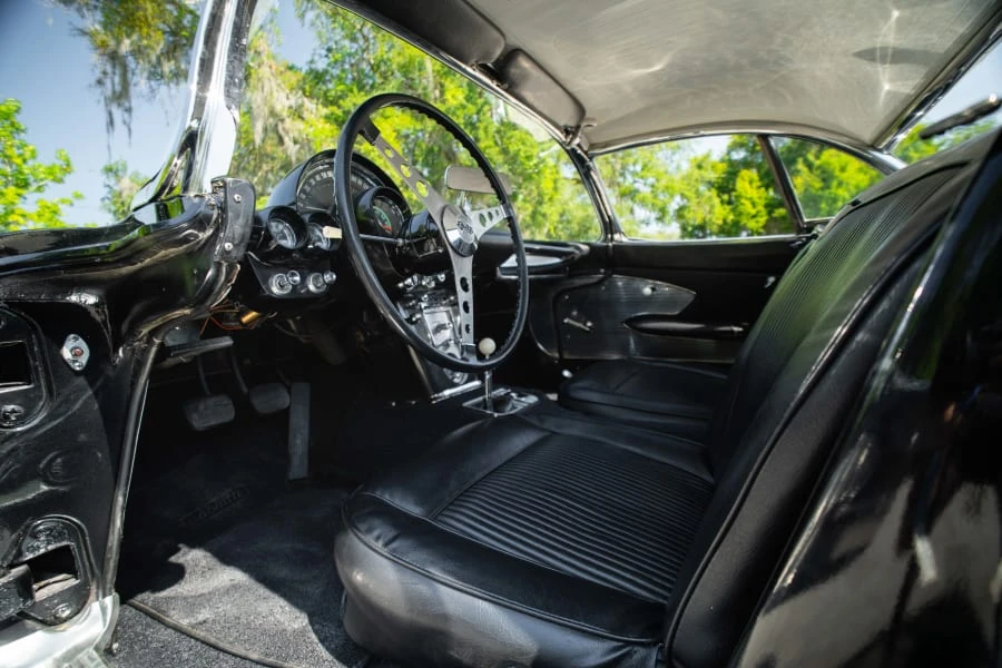 1961 Chevrolet Corvette C1 - Image 16 of 22