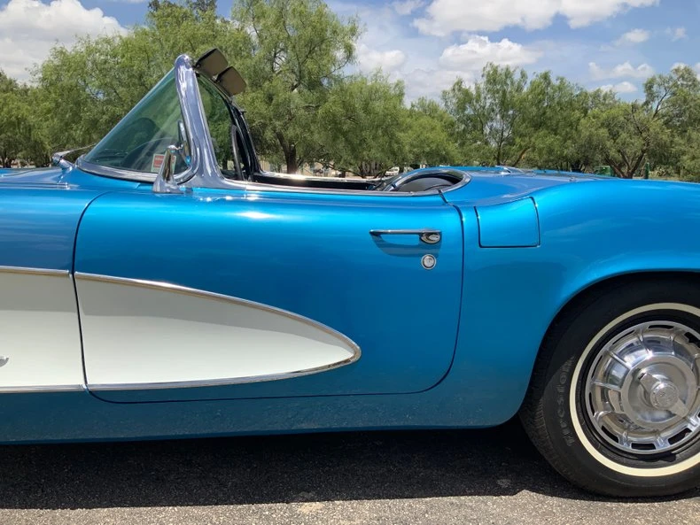 1961 Chevrolet Corvette C1 - Image 18 of 31