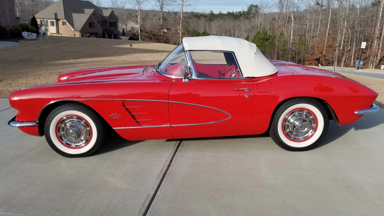 1961 Chevrolet Corvette C1 - Image 2 of 31