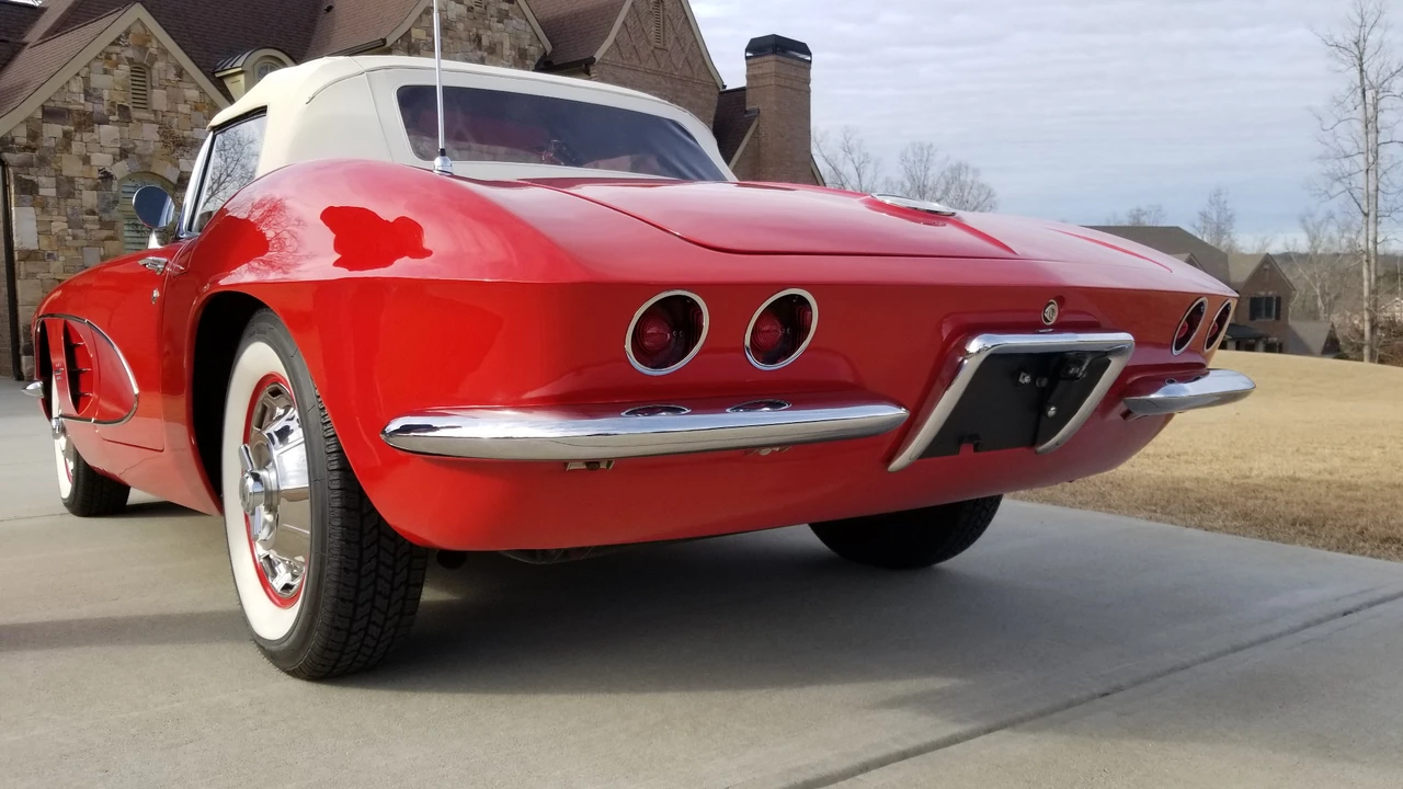 1961 Chevrolet Corvette C1 - Image 16 of 31