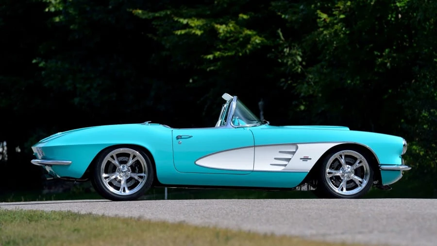 1961 Chevrolet Corvette C1 - Image 2 of 20