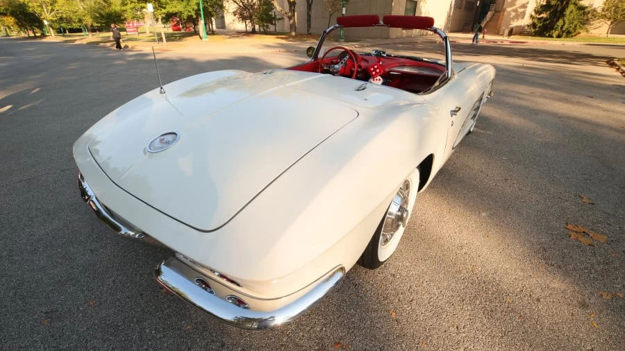 1961 Chevrolet Corvette C1 - Image 9 of 31