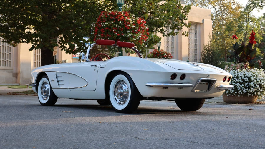 1961 Chevrolet Corvette C1 - Image 2 of 31