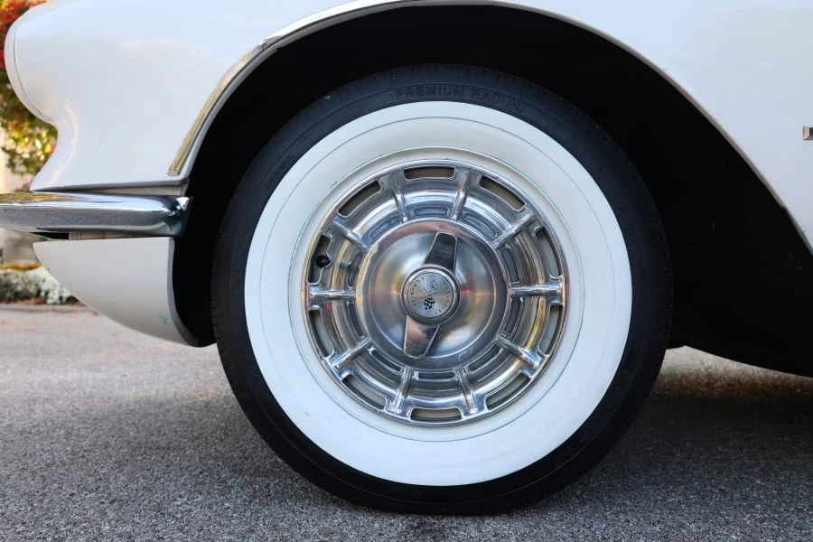 1961 Chevrolet Corvette C1 - Image 22 of 31