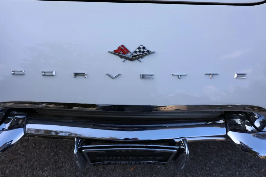 1961 Chevrolet Corvette C1 - Image 16 of 31