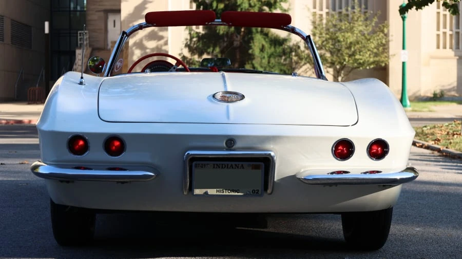 1961 Chevrolet Corvette C1 - Image 10 of 31