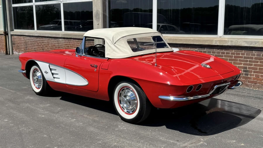 1961 Chevrolet Corvette C1 - Image 6 of 14