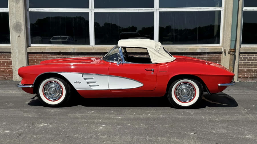 1961 Chevrolet Corvette C1 - Image 5 of 14