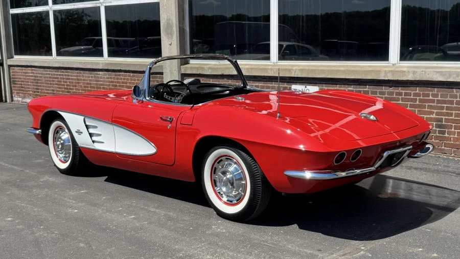1961 Chevrolet Corvette C1 - Image 3 of 14