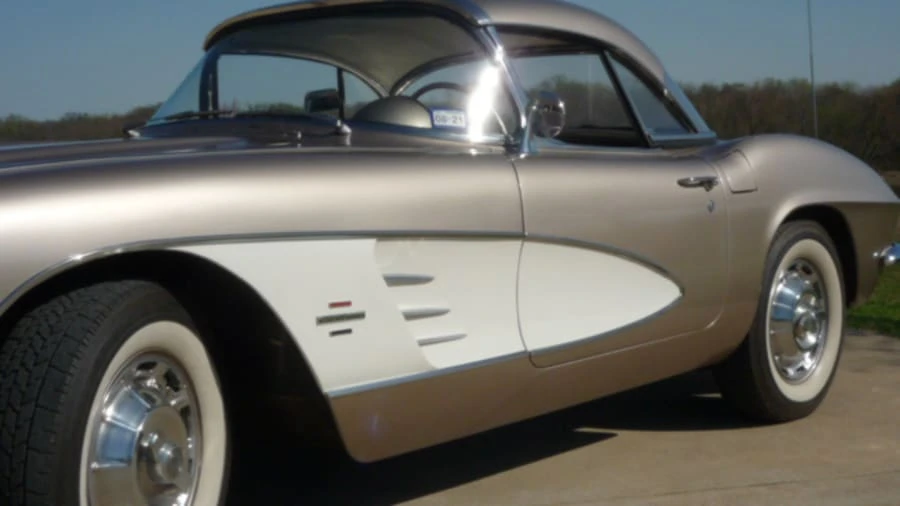 1961 Chevrolet Corvette C1 - Image 10 of 15
