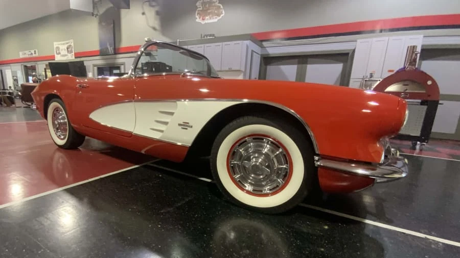 1961 Chevrolet Corvette C1 - Image 3 of 9