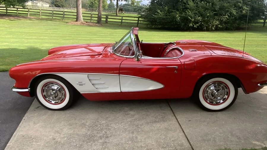 1961 Chevrolet Corvette C1 - Image 2 of 9